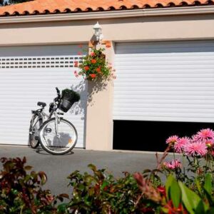 Porte de garage enroulable en aluminium